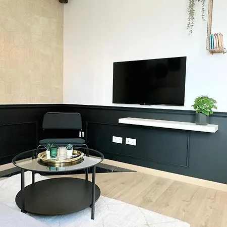 Sacre Appartement/jardin/parking/wifi * Rodez