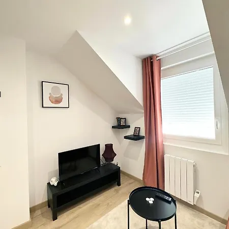 Sacre Appartement/jardin/parking/wifi Lägenhet Rodez